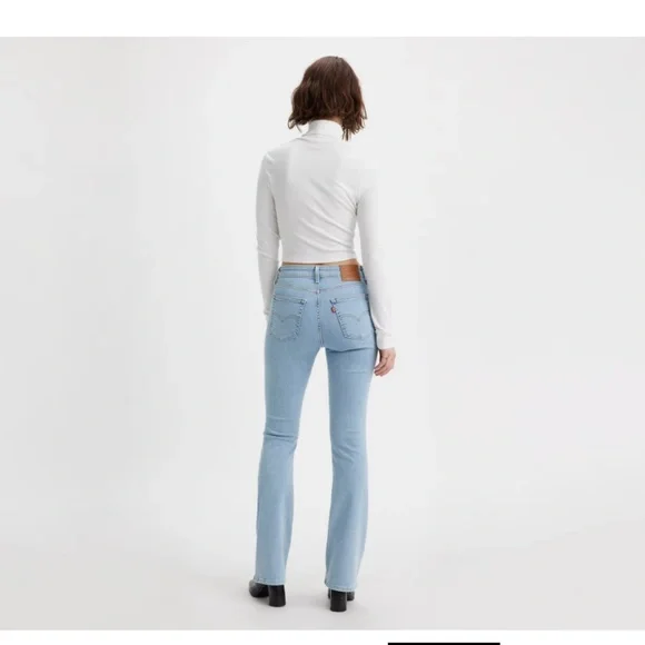 LEVI’S PREMIUM 725 HIGH RISE BOOTCUT WOMEN'S JEANS - Picture 3 of 11